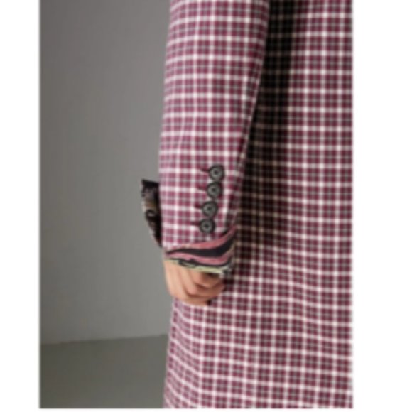 Burberry Burgundy Double Faced Cotton Twill Tailored Coat - Picture 4 of 11